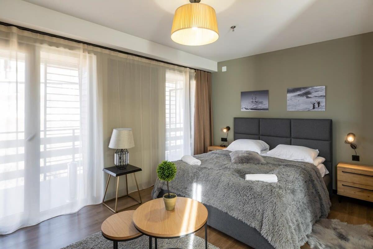 Super Stylish And Cozy 2 Bedroom 4Or6 People Apartment In Key Location In Marshall Gudauri Project Ski Resort Buitenkant foto